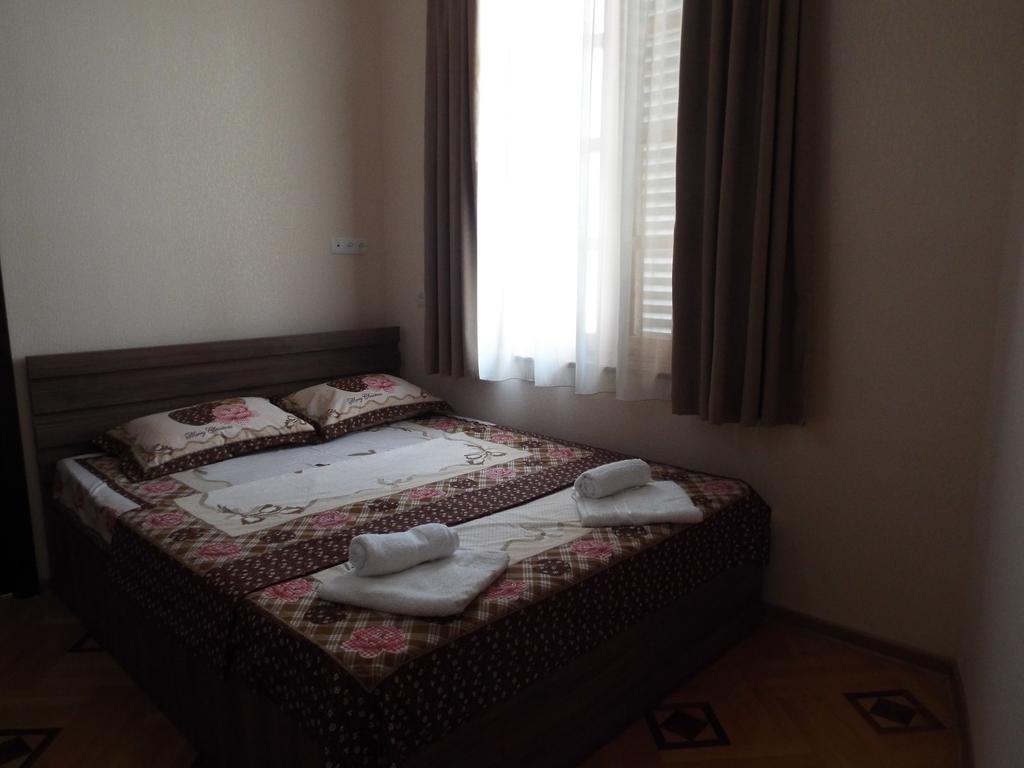 Guesthouse Fatima ซิคนาคี ภายนอก รูปภาพ