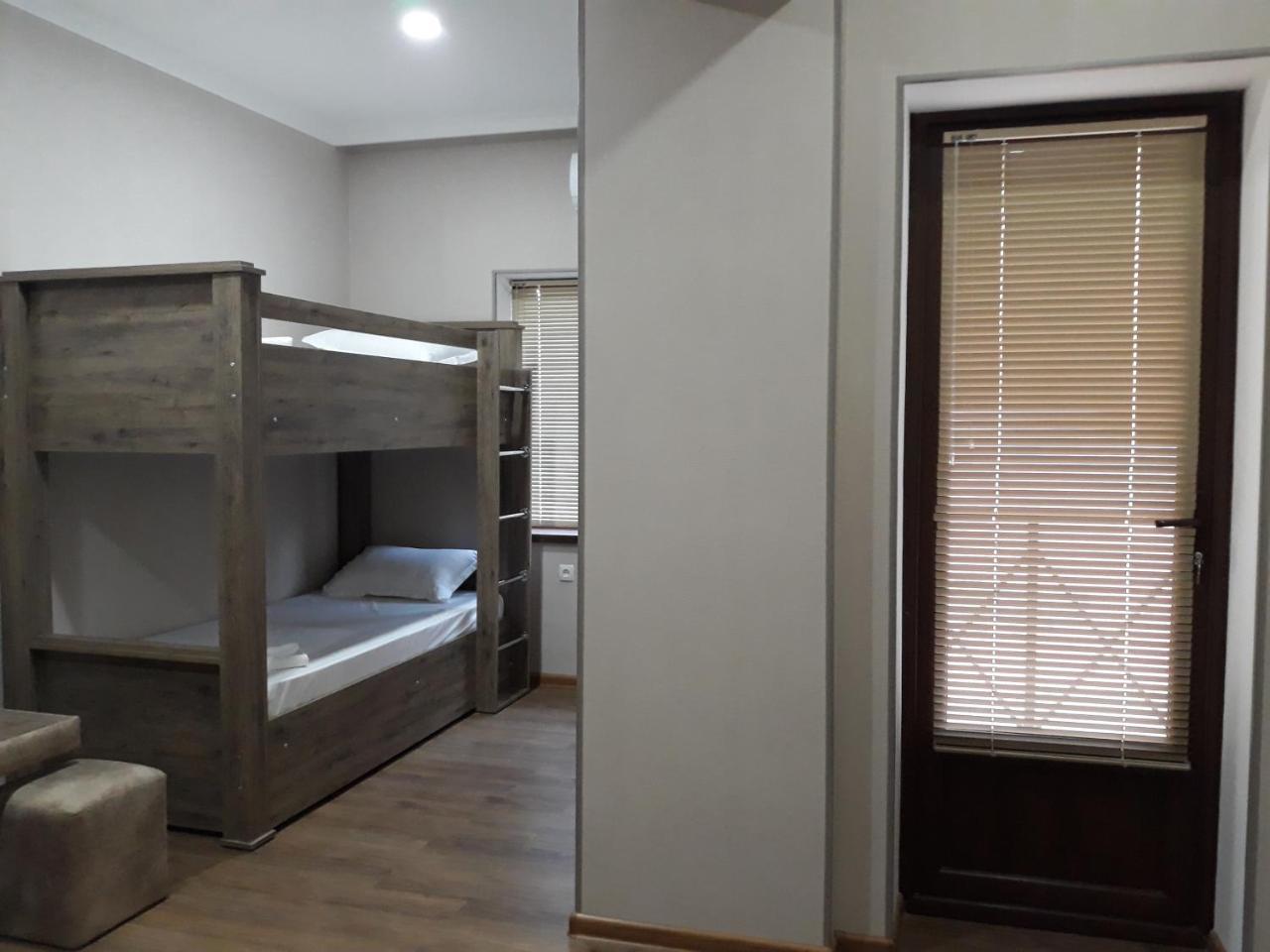 Guesthouse Fatima ซิคนาคี ภายนอก รูปภาพ